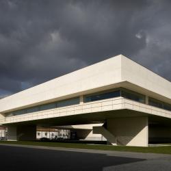 Biblioteca Municipal | Álvaro Siza Vieira | Viana do Castelo | © Fernando Guerra