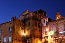 Contradições noturnas: espaços reabilitados no centro do Porto